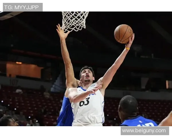 奥兰多魔术与达拉斯独行侠的精彩对决展现篮球魅力与团队精神